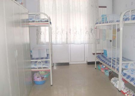 内蒙古经贸外语职业学院宿舍条件怎么样―宿舍图片